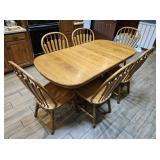 RICHARDSON BROTHERS TABLE W/ (6) CHAIRS