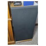 (2) REALISTIC 1210 SPEAKER