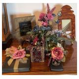DRESSER MIRROR & DECOR