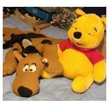 WINNIE THE POOH & SCOOBY DOO PLUSHIES