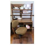 STUDENTS DESK W/ CHAIR
