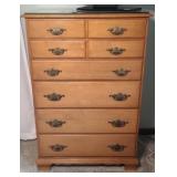 MAPLE CHEST OF DRAWERS