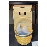 2004 LONGABERGER RENEWAL BASKET
