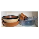TEXAS WARE MIXING BOWL & OTHER SERVING BOWLS