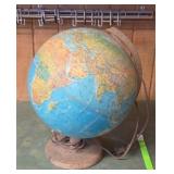 LIGHTED GLOBE