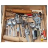 KITCHEN UTENSILS & ROLLING PIN