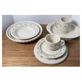 LONGABERGER PIE PLATE,  TART DISH & MORE