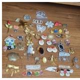 LARGE LOT OF PINS