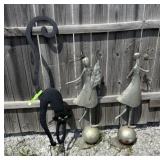 METAL YARD ART