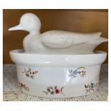 LARGE DUCK ON NEST (ALT LOC)