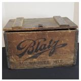 BLATZ BEER CRATE