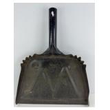 WHITE BRAND METAL DUST PAN