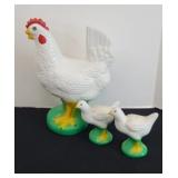 CERAMIC CHICKEN W/ CHICKS
