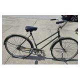 VINTAGE HUFFY 1960s BICYCLE GREEN