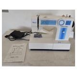 WHITES JEANS MACHINE SEWING MACHINE
