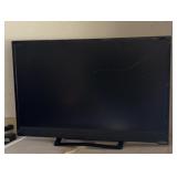 VIZIO 32 INCH TV NO CORD WITH SCRATCH
