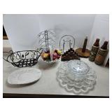 EGG DISH, METAL STORAGE ITES