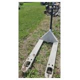 CROWN PALLET JACK