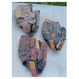 BASEBALL MITTS