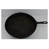 CAST IRON SKILLET