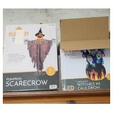 HALLOWEEN WITCH & SCARECROW