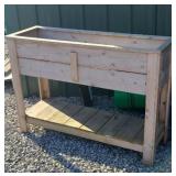 RAISED PLANTER BOX
