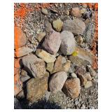 ASSTD LANDSCAPING ROCKS (SECTION 3)
