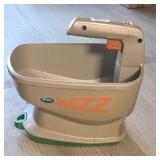 SCOTTS WIZ POWER SPREADER