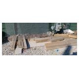 SHORT WOOD POSTS & ASSTD WOOD & MESH METAL SCREEN
