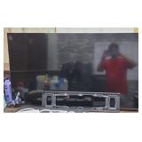 ROKU 50 INCH TV W/ MOUNT