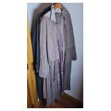 WOMANS TRENCH COATS XL