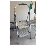 COSCO STEP STOOL