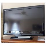 TOSHIBA 32 INCH TV W/ REMOTE