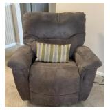 LA Z BOY LIFT CHAIR