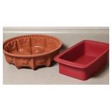 (2) SILICONE BAKING MOLDS