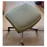 SMALL ROLLING STOOL