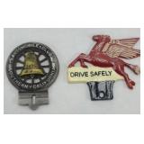 (2) CAST METAL LICENSE PLATE TOPPERS