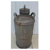 VINTAGE COLUMBIA STEEL LUBE OIL CAN