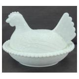 INDIANA GLASS HEN ON NEST