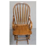 WOOD ROCKING CHAIR