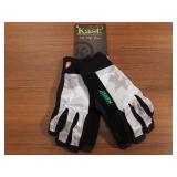 5) XXL Kast Gear MX Pro Camo Gloves