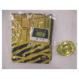 "Nothing Runs Like A Deere" Belt Buckle & 3