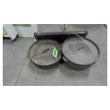 Dutch Oven Cooking Pots, Tray