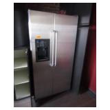 GE Fridge / Freezer