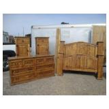 Pine Bedroom Set With Queen Post Bed Frame