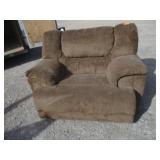 Extra Wide Cloth Recliner