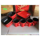 Home Trends Dishware