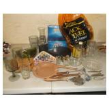 Bakeware, Decor, Glasses