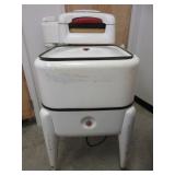 Vintage Wringer Washer, Serial # 248573V.  New
