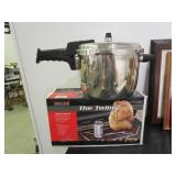 Ultrex Pressure Cooker, Beer Can Chicken Rack